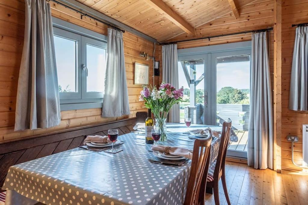 The Cabin, Parham ウッドブリッジ エクステリア 写真